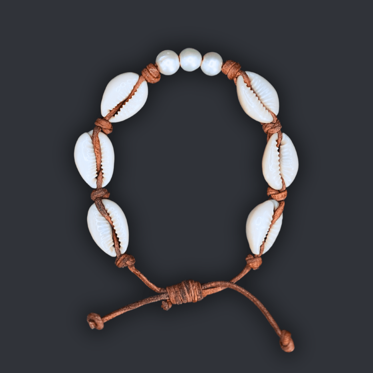 Meribella Shell Bracelet - Royale Merchant