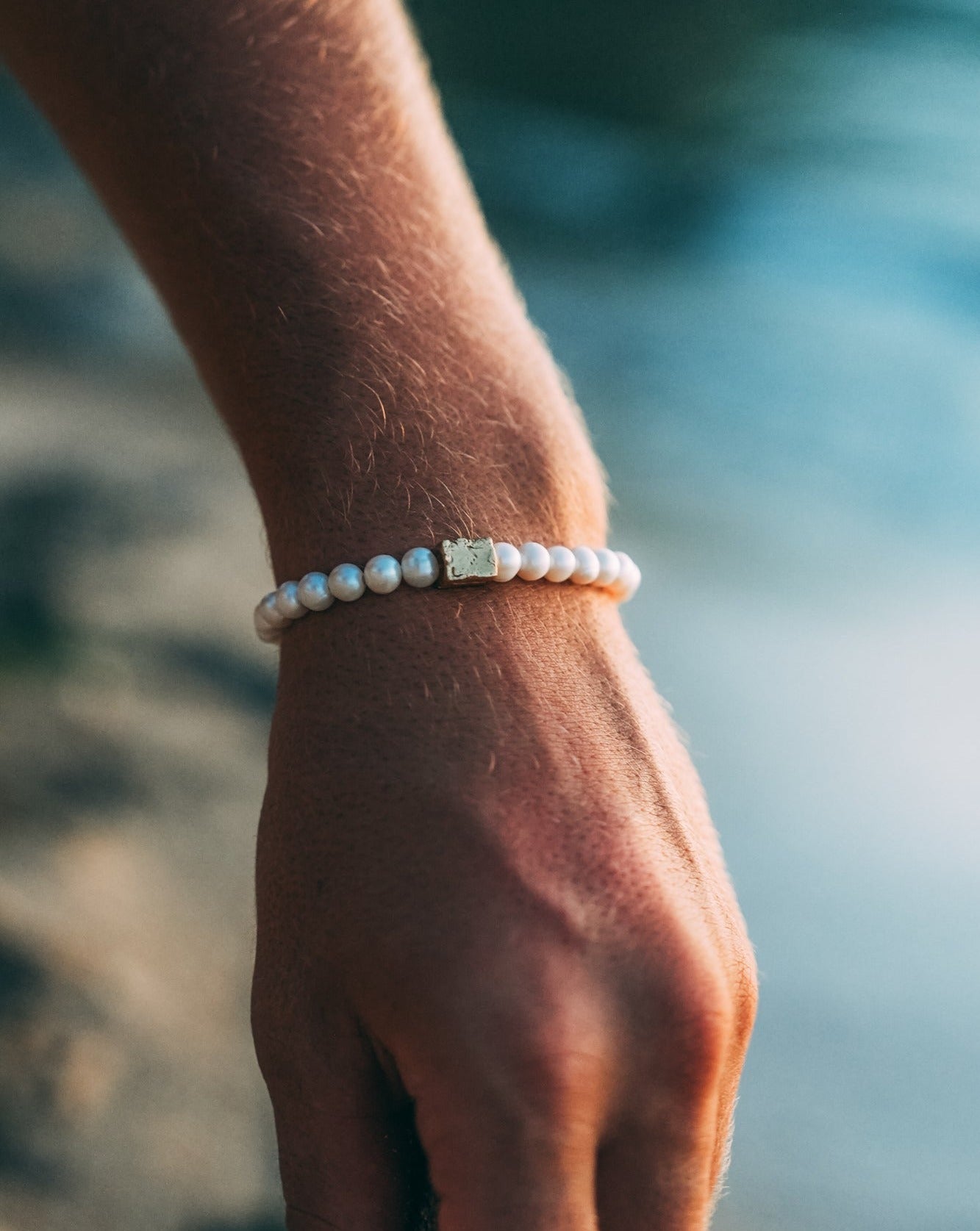 Gold White Pearl Bracelet - Royale Merchant