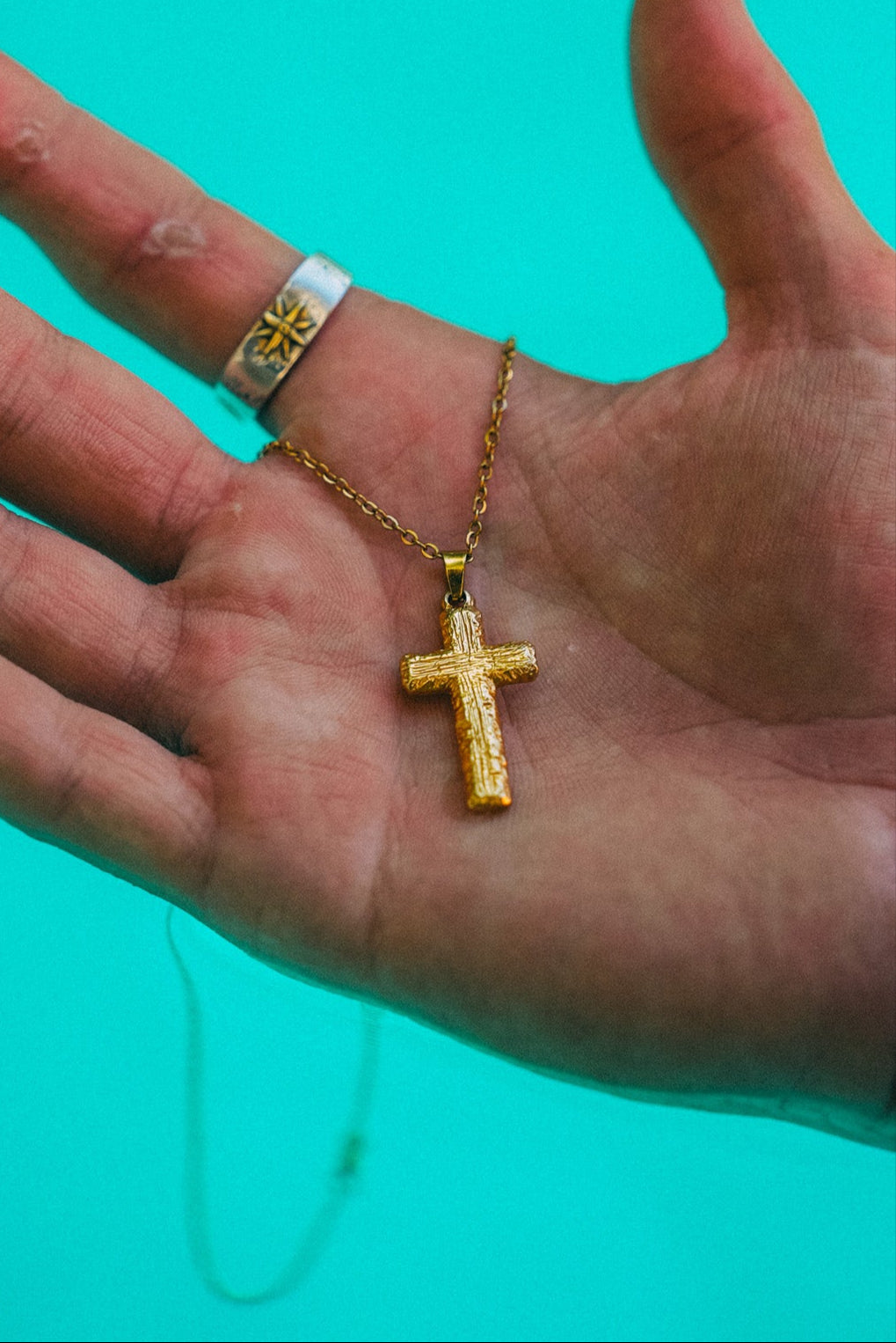 Cross Chain (Gold)