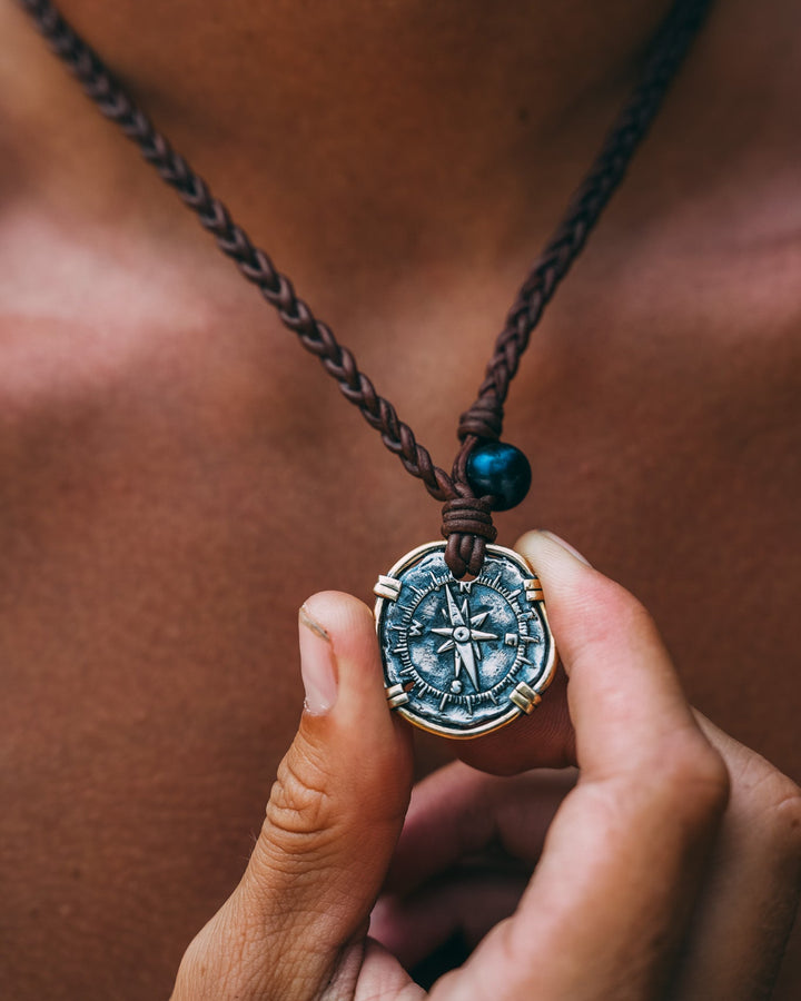 Compass Coin (Gold Bracket)